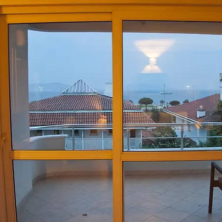 מלון Dragos Island