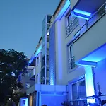 Dragos Island Отель 2*