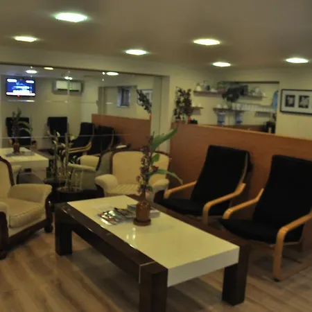 Hotel Dragos Island