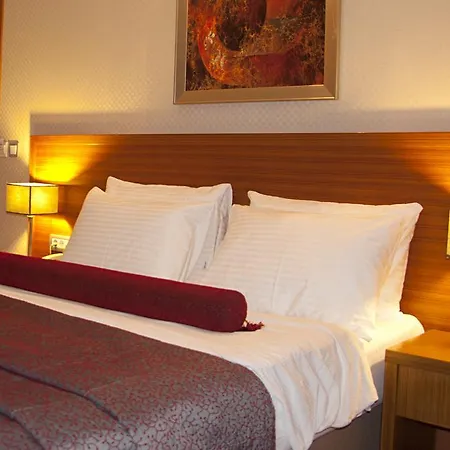 Ξενοδοχείο Dragos Island 2*