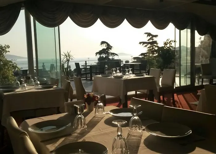 Dragos Island فندق